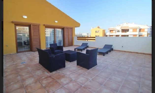 Venta - Apartamento / piso -
Torrevieja - Punta prima