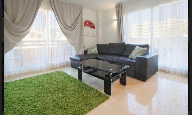 Venta - Apartamento / piso -
Torrevieja - Punta prima