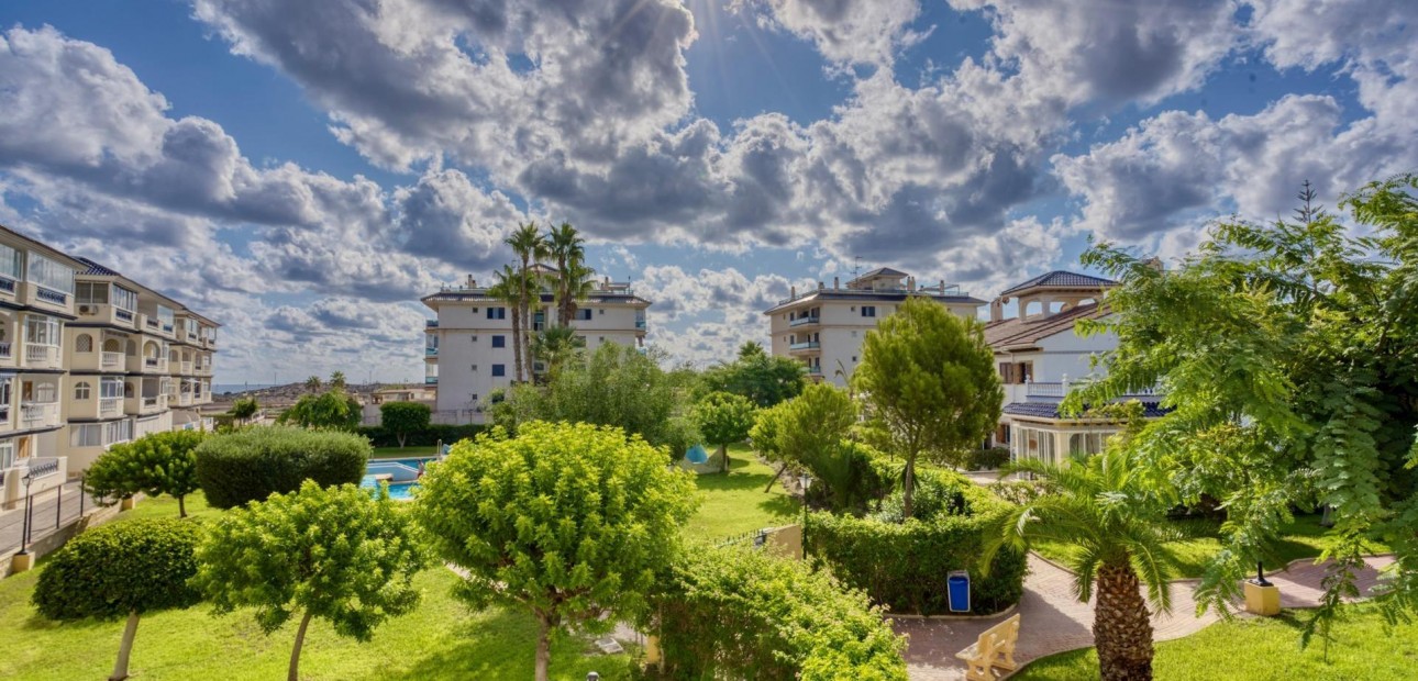 Venta - Studio -
Torrevieja - Parque Acuático - Sector 25