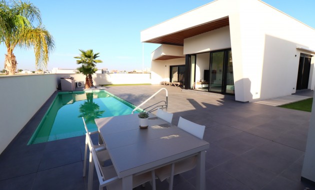 Venta - Detached Villa -
Formentera del Segura - Fincas de La Vega