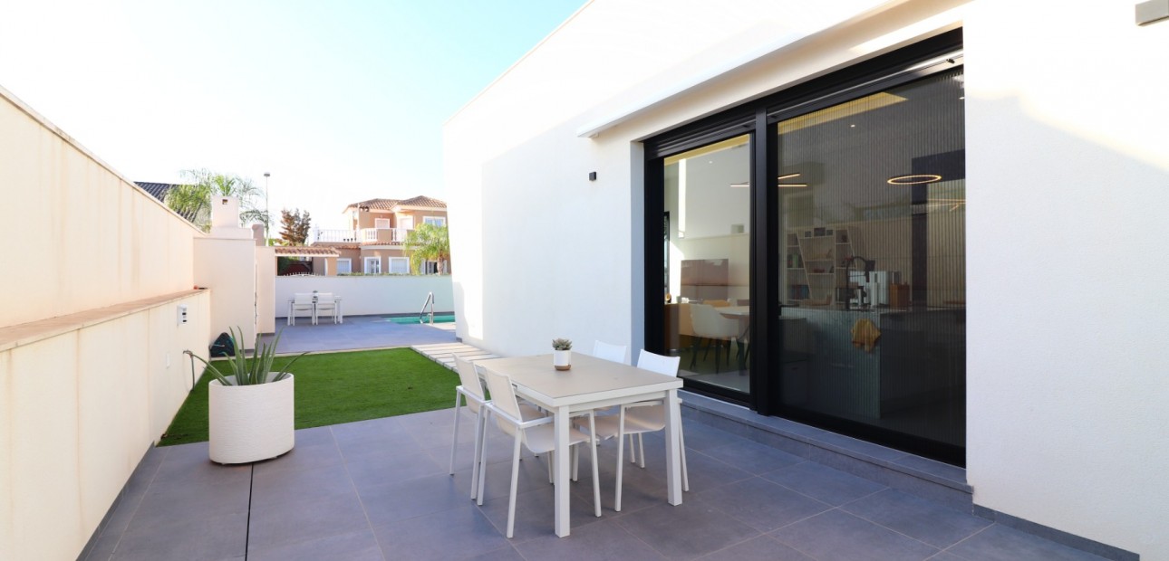 Venta - Detached Villa -
Formentera del Segura - Fincas de La Vega