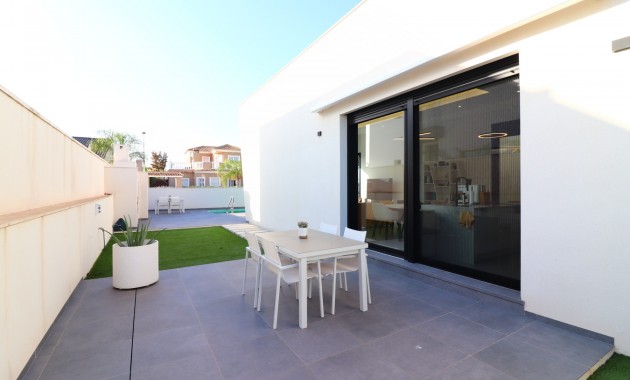 Venta - Detached Villa -
Formentera del Segura - Fincas de La Vega