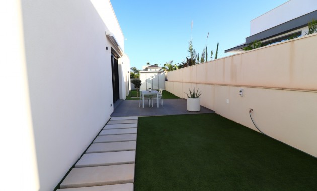 Venta - Detached Villa -
Formentera del Segura - Fincas de La Vega