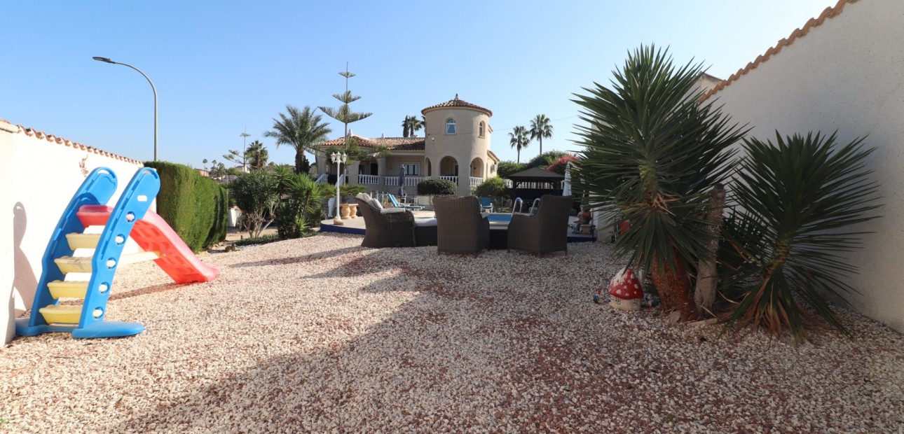 Venta - Detached Villa -
Algorfa - Lomas de La Juliana