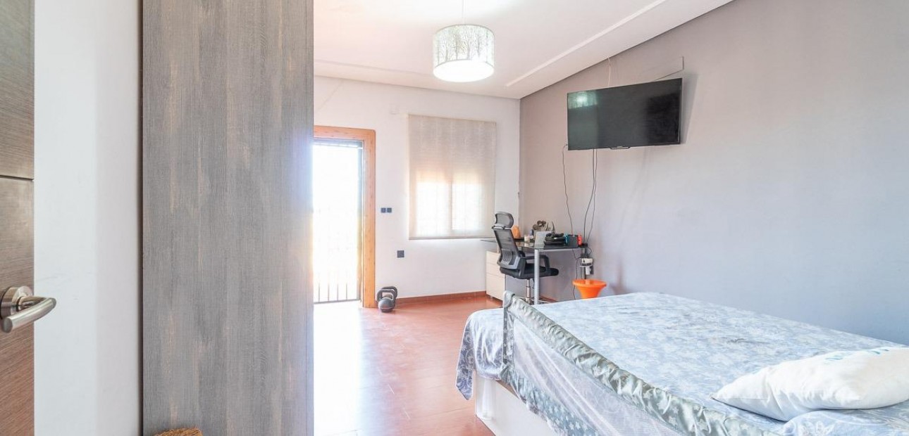 Venta - Villa -
Torrevieja - Los altos