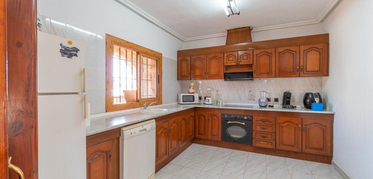 Venta - Villa -
Torrevieja - Los altos