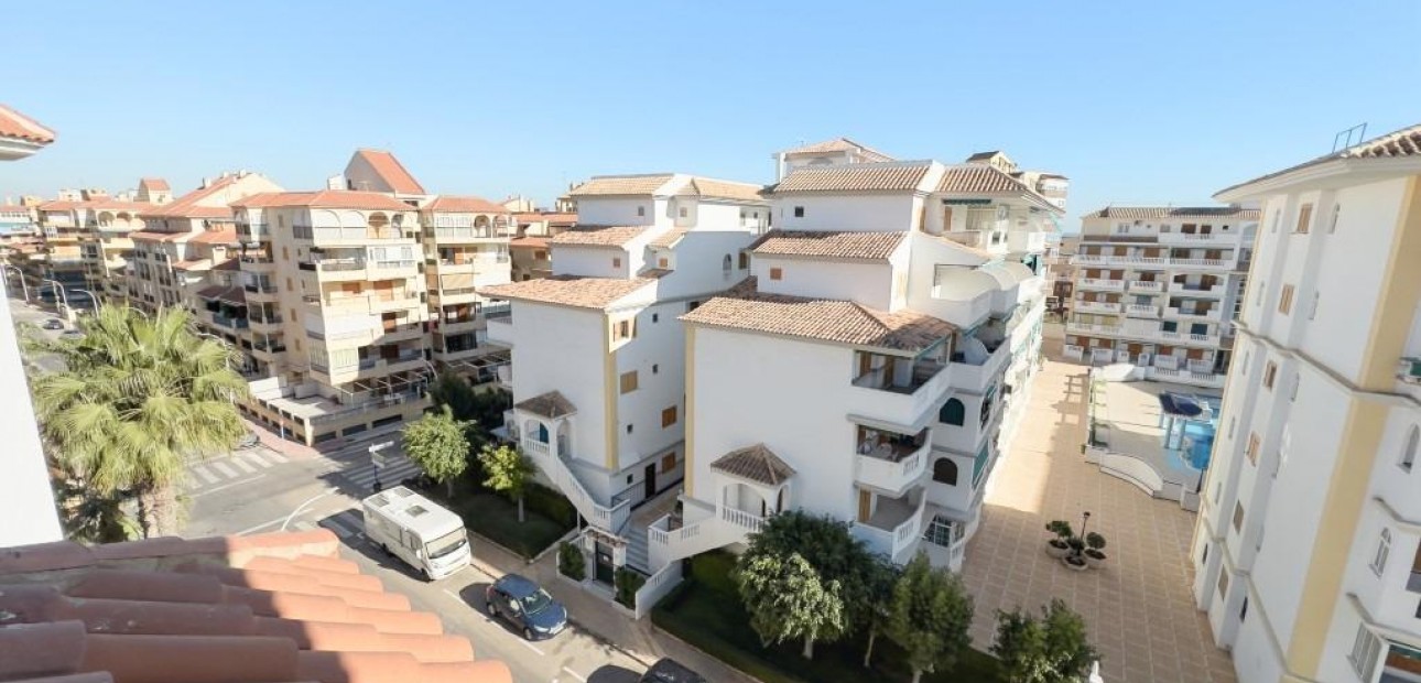 Venta - Apartamento / piso -
Torrevieja - La Mata