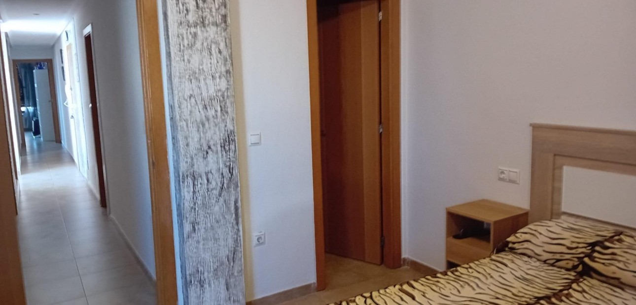 Venta - Apartamento / piso -
Almoradi - Center