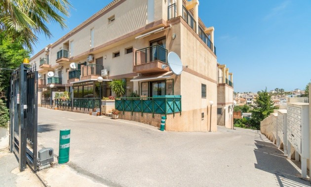 Alquiler a largo plazo - Ground Floor -
Orihuela Costa - Playa Flamenca