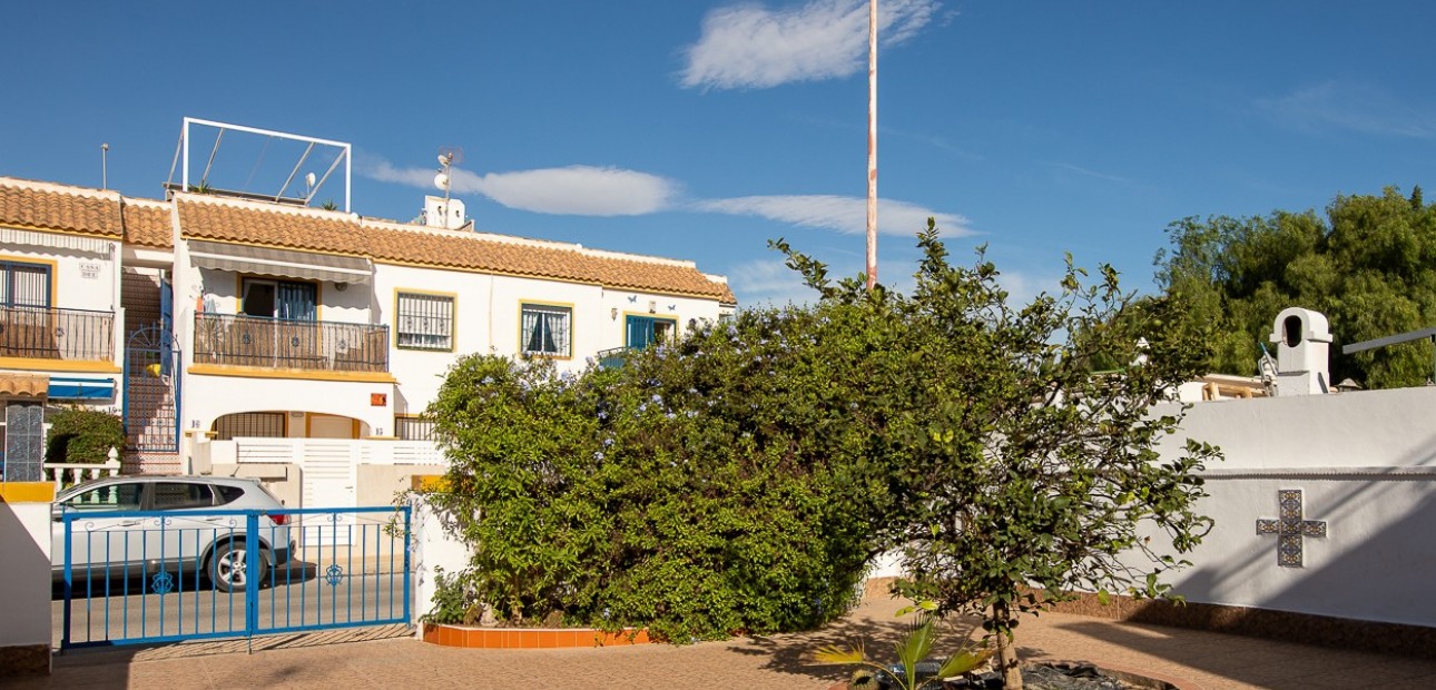 Sale - Townhouse -
Torrevieja - Jardin Del Mar