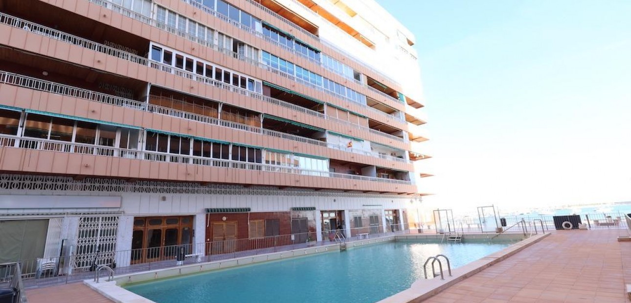 Sale - Apartment / flat -
Torrevieja - Acequion