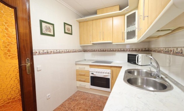 Sale - Apartment / flat -
Torrevieja - Acequion