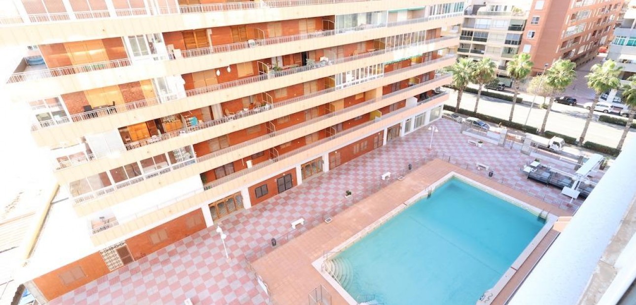 Sale - Apartment / flat -
Torrevieja - Acequion