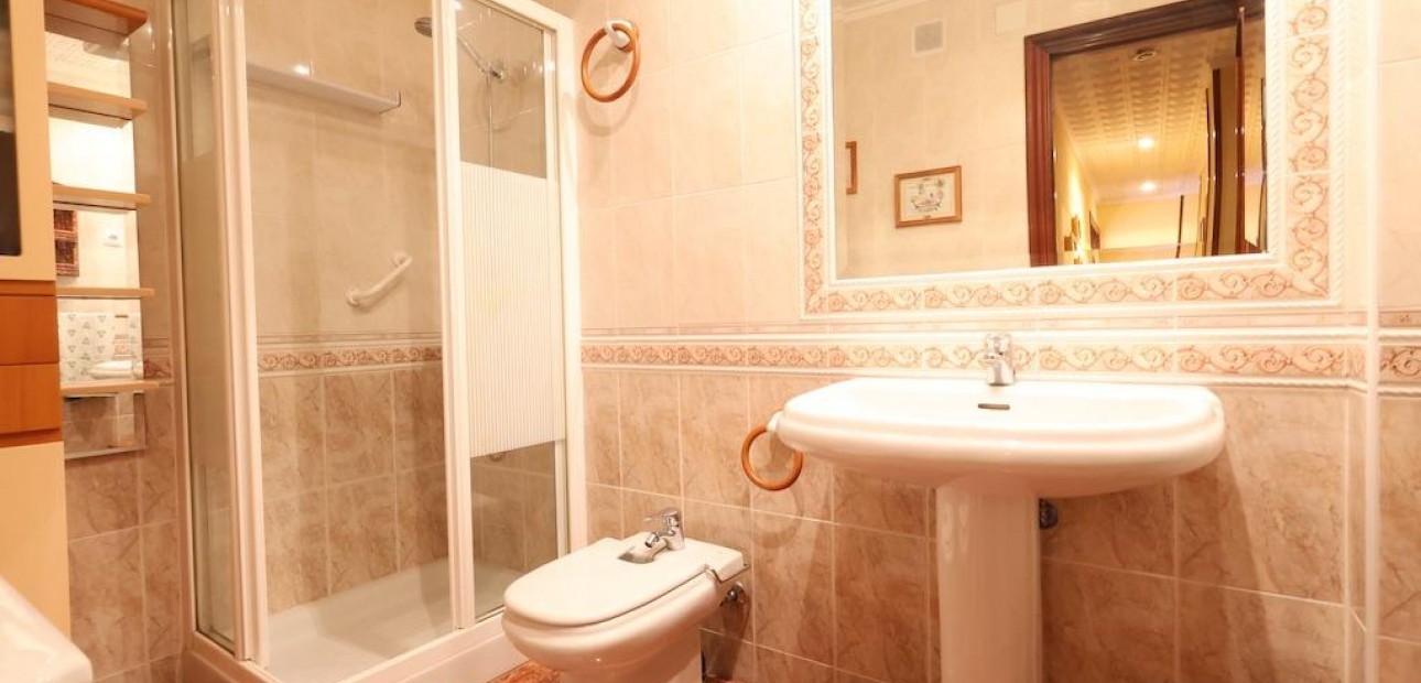 Sale - Apartment / flat -
Torrevieja - Acequion