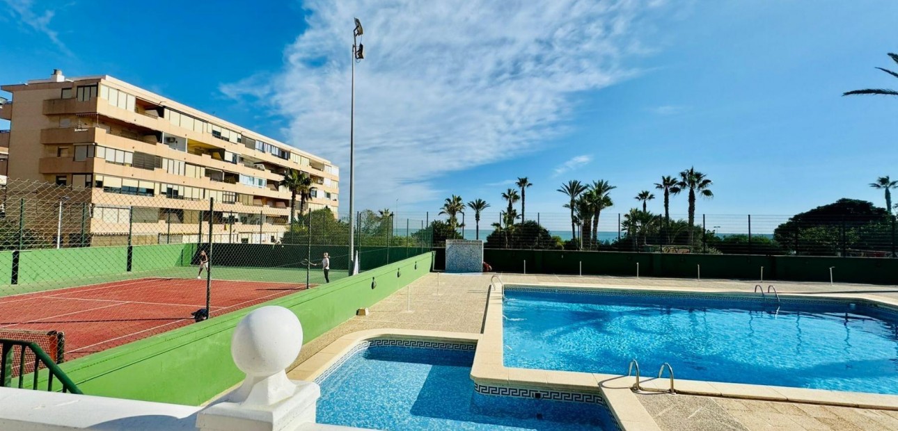 Venta - Apartamento / piso -
Torrevieja - Cabo cervera