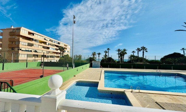 Venta - Apartamento / piso -
Torrevieja - Cabo cervera