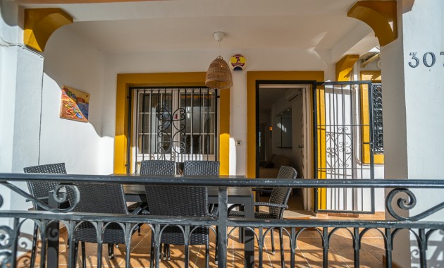 Venta - Semi-Detached -
Orihuela Costa - Villa Martin