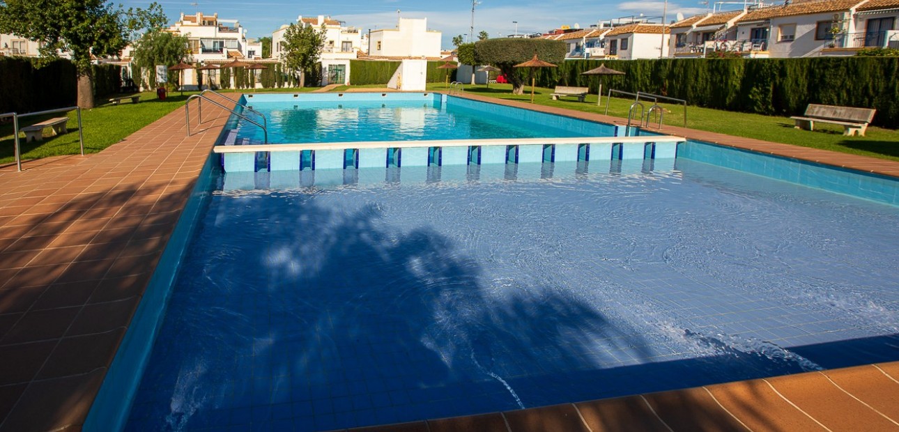 Sale - Townhouse -
Torrevieja - Jardin Del Mar