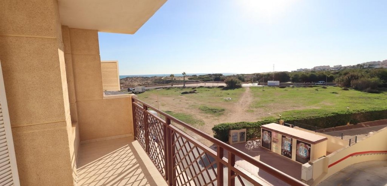 Herverkoop - Appartement / flat -
Torrevieja - La Mata