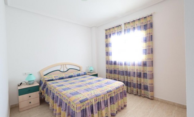 Herverkoop - Appartement / flat -
Torrevieja - La Mata