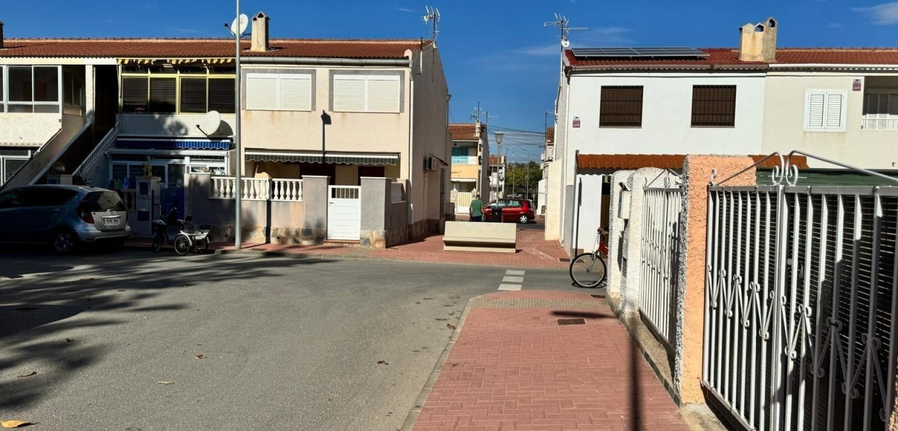 Sale - Duplex -
Torrevieja - Playa de los Naufragos