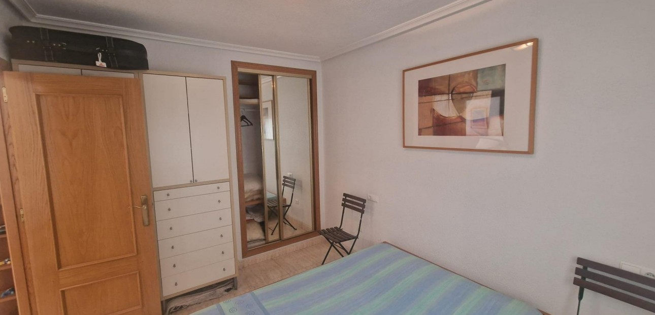 Herverkoop - Appartement / flat -
Torrevieja - Centro