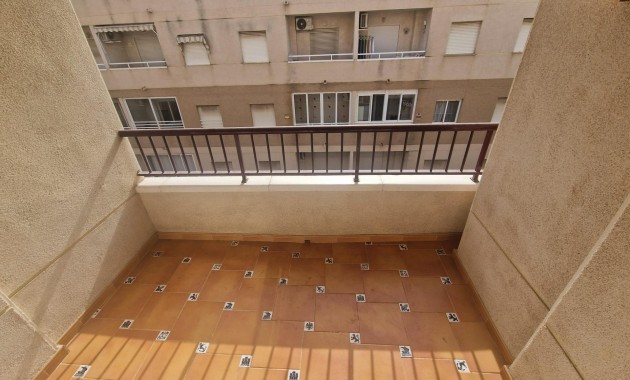 Herverkoop - Appartement / flat -
Torrevieja - Centro