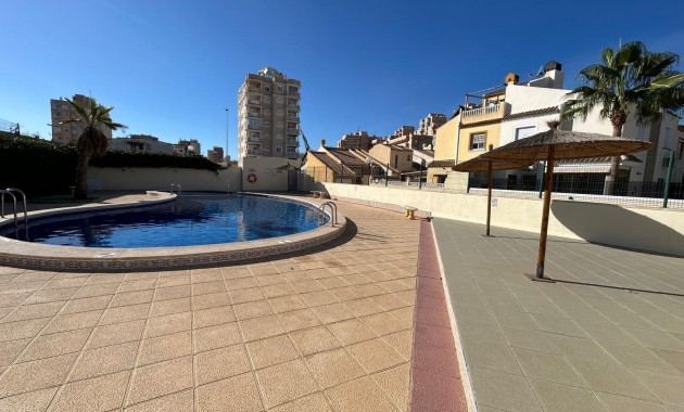 Sale - Terraced house -
Torrevieja - Parque las naciones