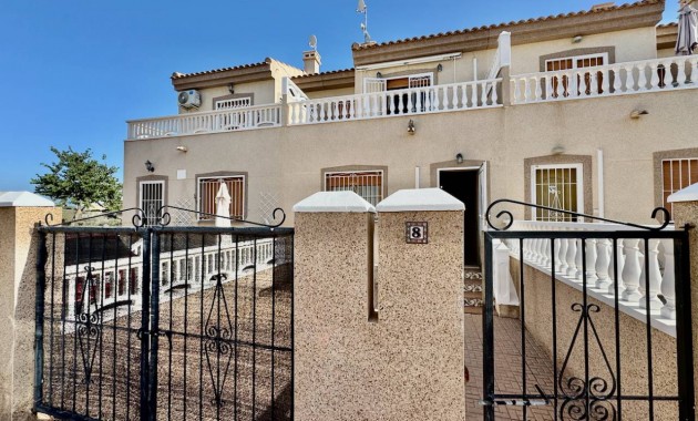 Venta - Villa -
Rojales - La  Marquesa Golf