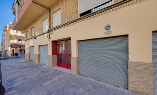 Venta - Terraced house -
Torrevieja - Estacion de autobuses