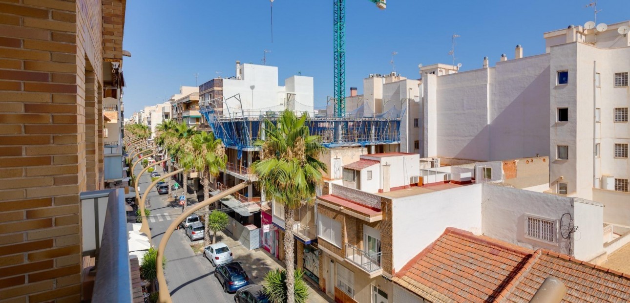 Herverkoop - Appartement / flat -
Torrevieja - torrevieja