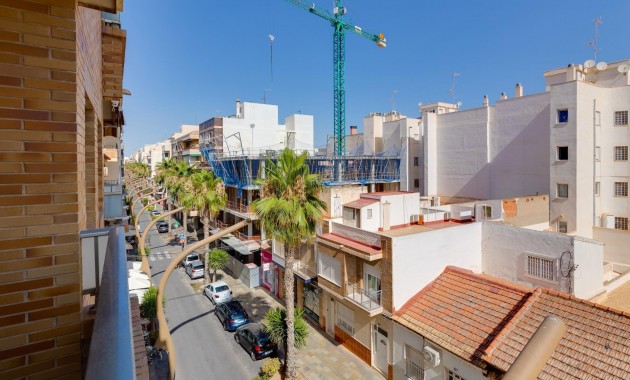 Herverkoop - Appartement / flat -
Torrevieja - torrevieja
