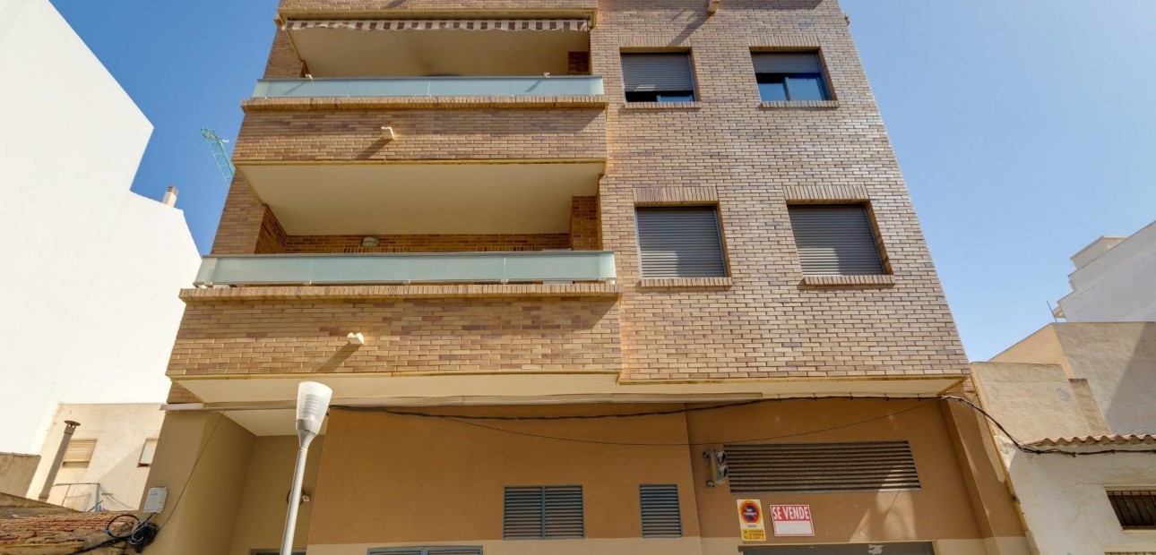 Herverkoop - Appartement / flat -
Torrevieja - torrevieja