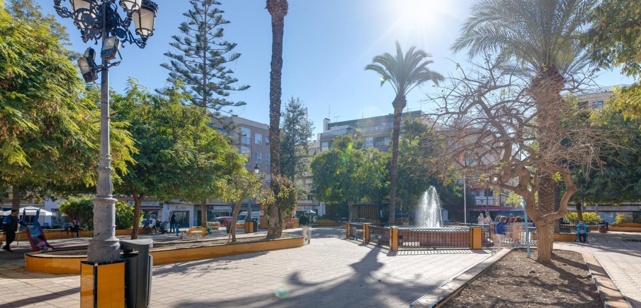 Herverkoop - Appartement / flat -
Torrevieja - torrevieja