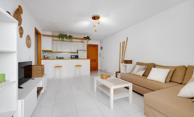 Herverkoop - Appartement / flat -
Torrevieja - Estacion de autobuses