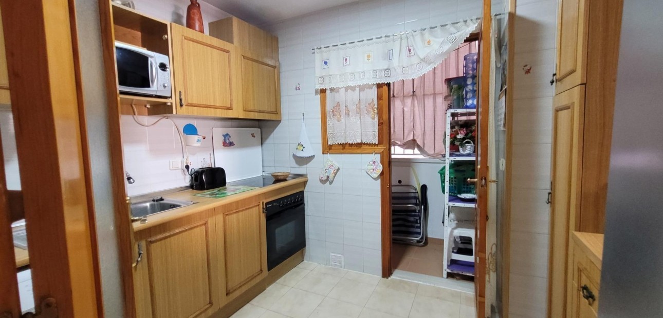 Sale - Apartment / flat -
Torrevieja - torrevieja