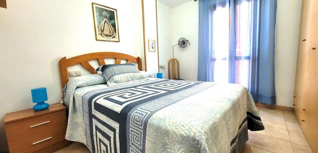 Sale - Apartment / flat -
Torrevieja - torrevieja