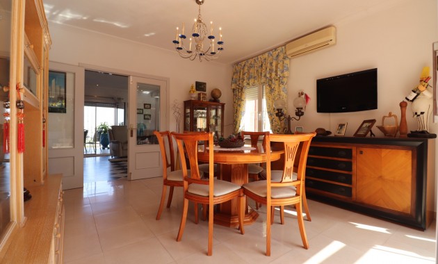 Sale - Detached Villa -
Algorfa - Lomas de La Juliana