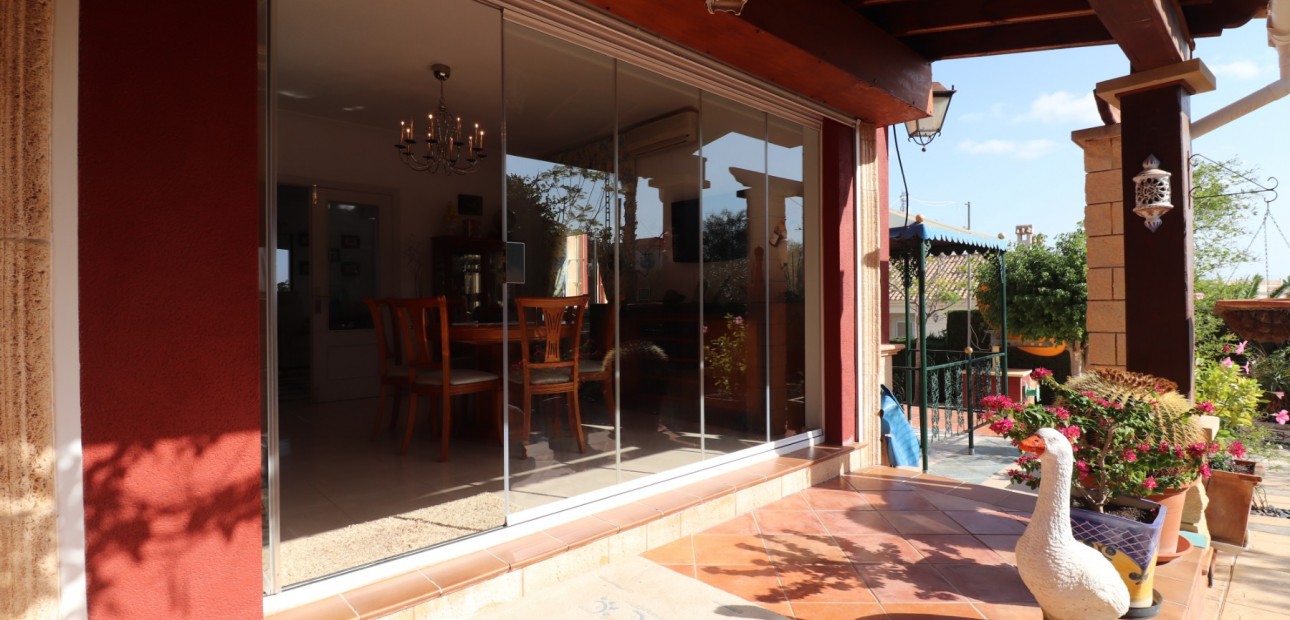 Sale - Detached Villa -
Algorfa - Lomas de La Juliana