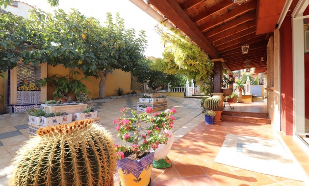 Sale - Detached Villa -
Algorfa - Lomas de La Juliana