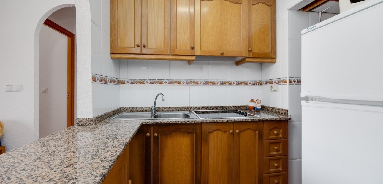 Venta - Apartamento / piso -
Torrevieja - Estacion de autobuses