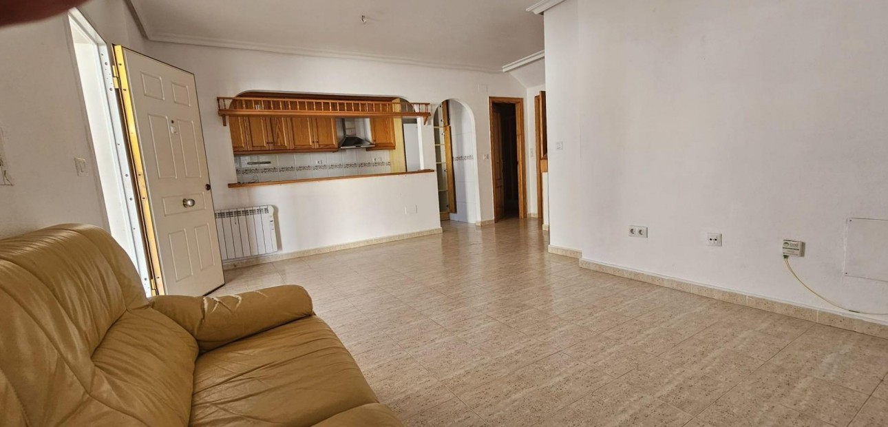 Herverkoop - duplex -
Orihuela Costa - Punta Prima