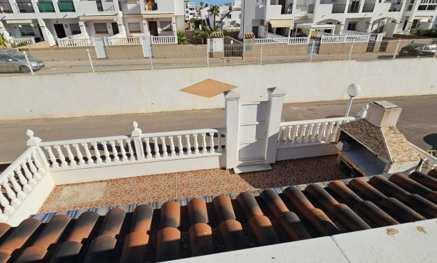 Herverkoop - duplex -
Orihuela Costa - Punta Prima