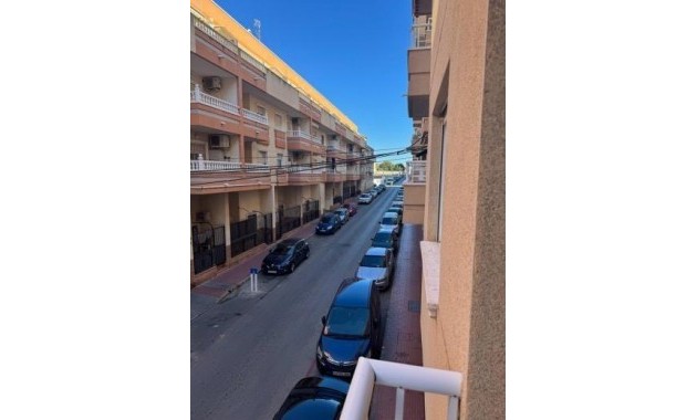 Venta - Apartamento / piso -
Torrevieja - Estacion de autobuses