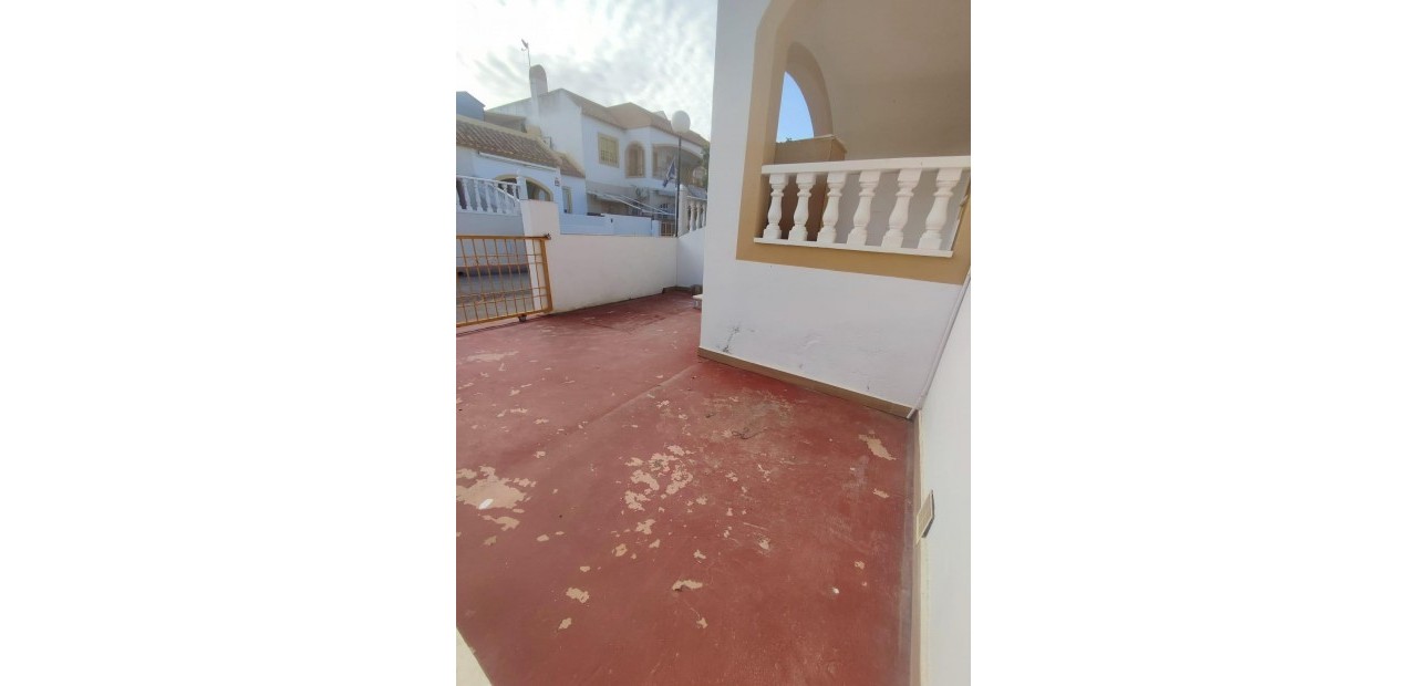 Sale - Bungalow -
Torrevieja - La Siesta - El Salado - Torreta