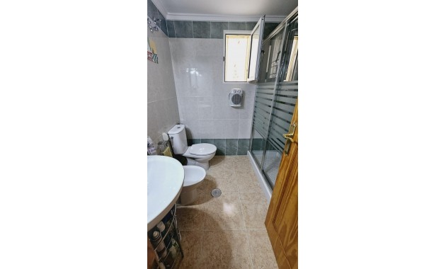 Herverkoop - Appartement / flat -
Torrevieja - Centro