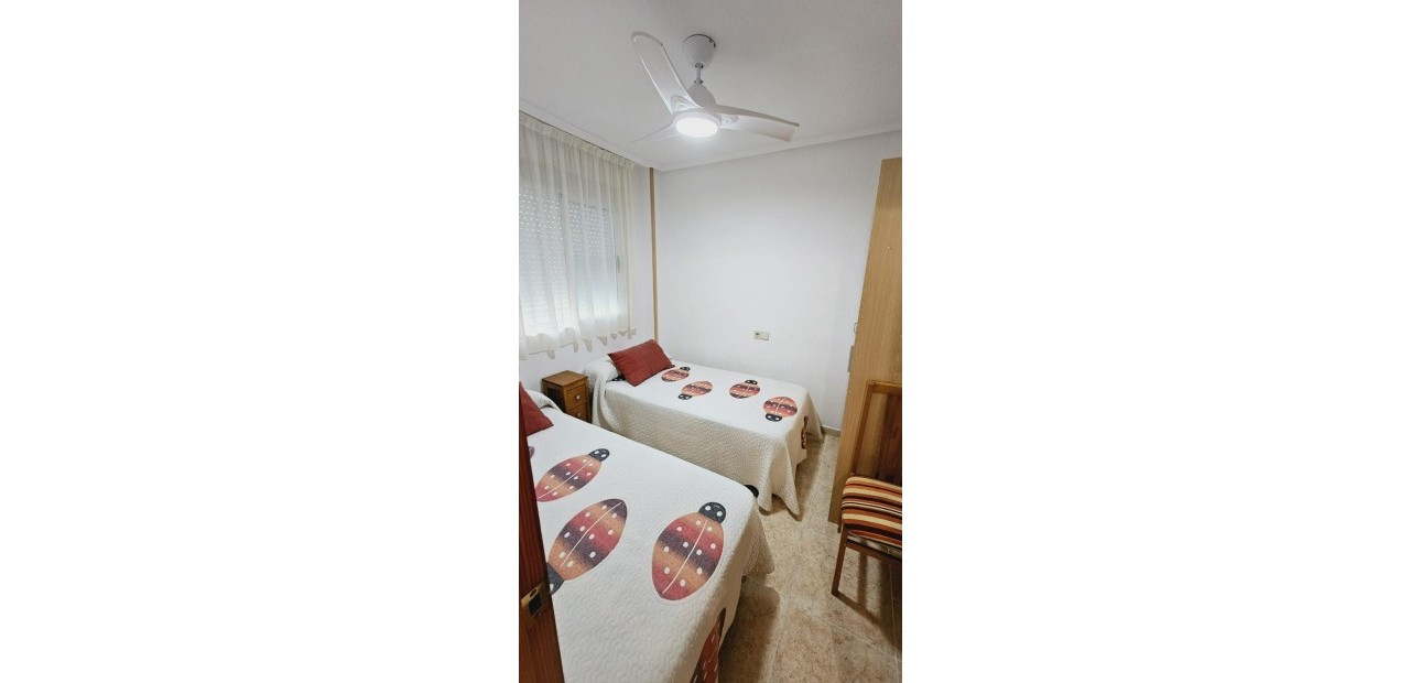 Herverkoop - Appartement / flat -
Torrevieja - Centro