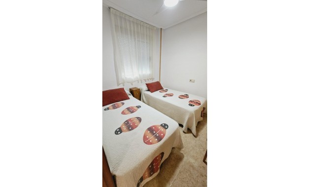 Herverkoop - Appartement / flat -
Torrevieja - Centro