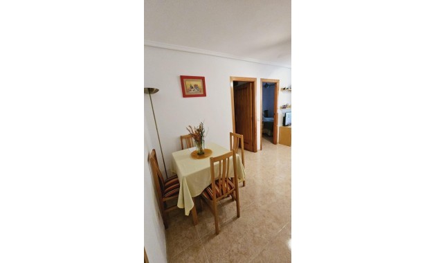 Herverkoop - Appartement / flat -
Torrevieja - Centro