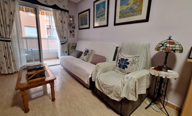 Sale - Apartment / flat -
Torrevieja - Playa del cura